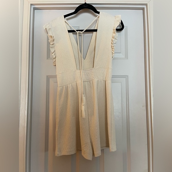 Zara Embroidered Off-White Romper - Picture 3 of 4